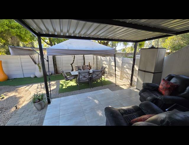 2 BEDROOM SECTIONAL TITLE FOR SALE IN ALBERTSDAL
